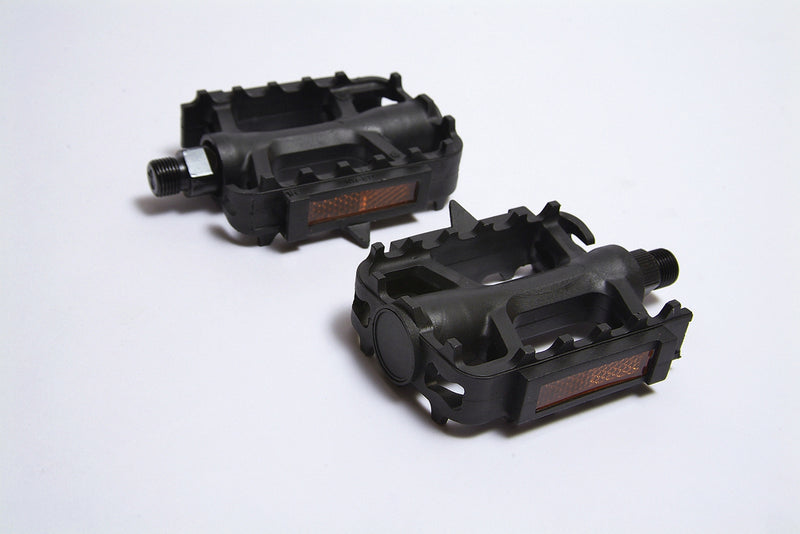 Pedal BENOTTO NW-311 9/16 Con Reflejantes Plastico Negro